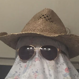 Meet your Posher, Cory